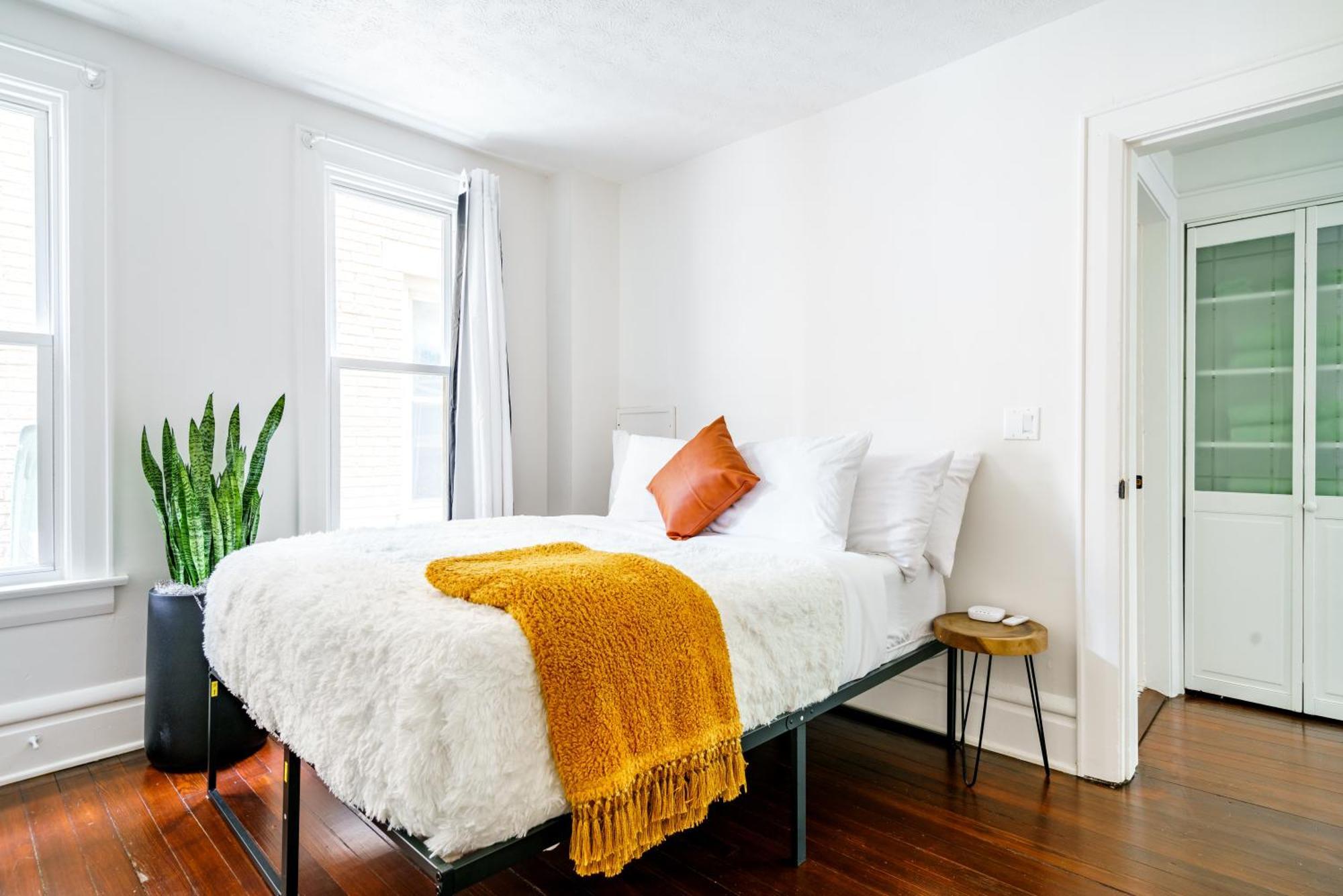 Prime Location Top Rated Clean Parking Free Columbus Exterior foto